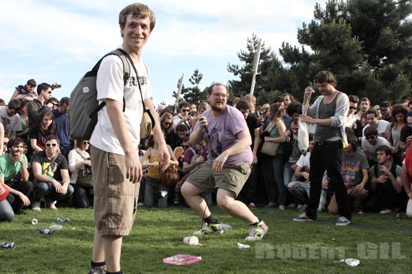 DAN DEACON AND THE ENSEMBLE - 2009-05-31 - PARIS - Parc de la Villette - 